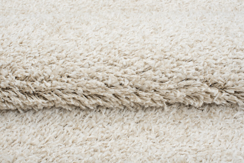 Tapis Essence Shaggy Poil Long Motif Uni Beige