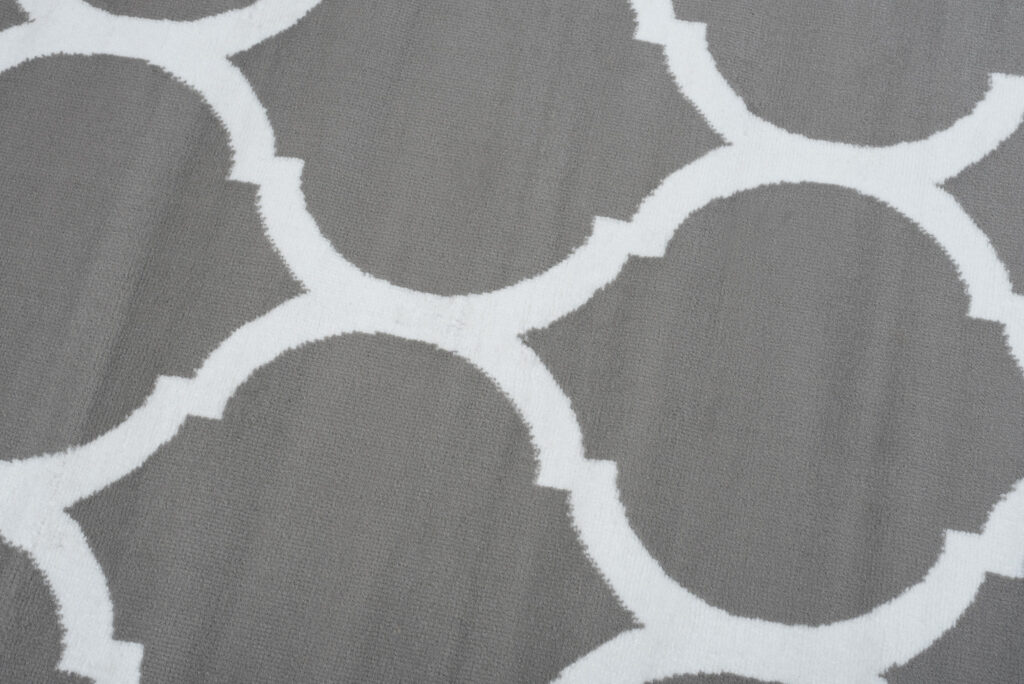 Tapis Luxury Gris Blanc Marocain Treillis
