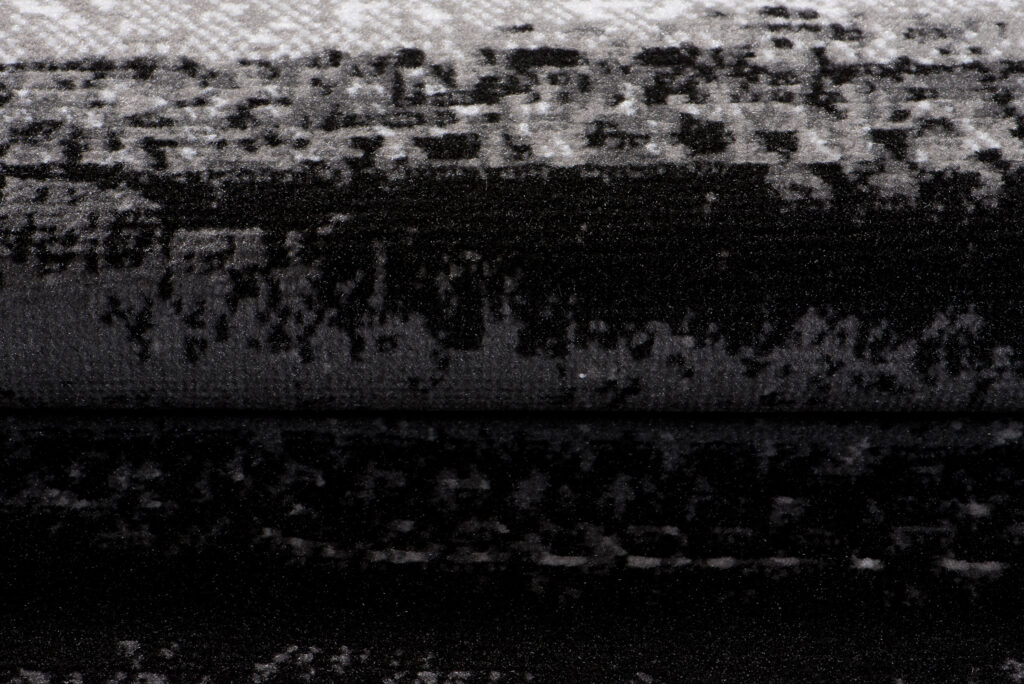 Tapis Maya Gris Noir Rayé