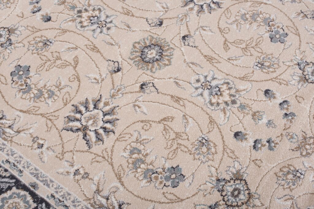 Tapis Colorado Traditionnel Beige Noir Floral