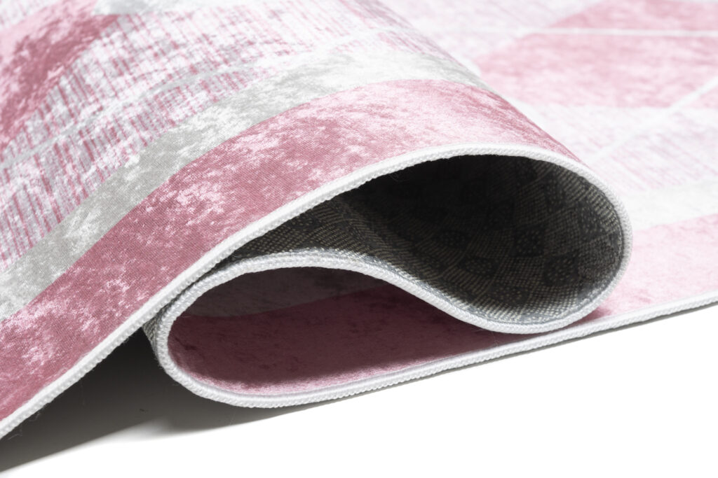 Tapis Emma Antidérapant Lavable Rose Coeurs