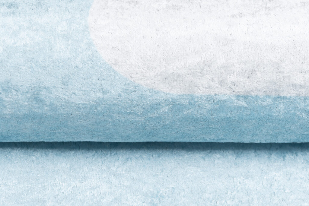 Tapis Emma Enfant Bleu Ciel Nuages Antidérapant