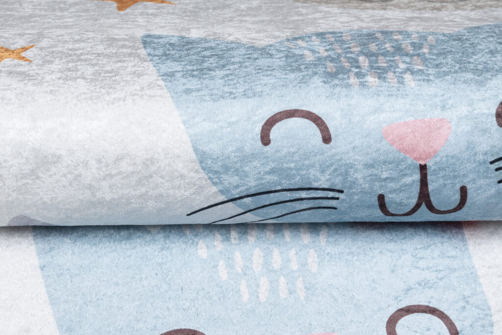 Tapis Emma Enfant Gris Animaux Colorés Antidérapant