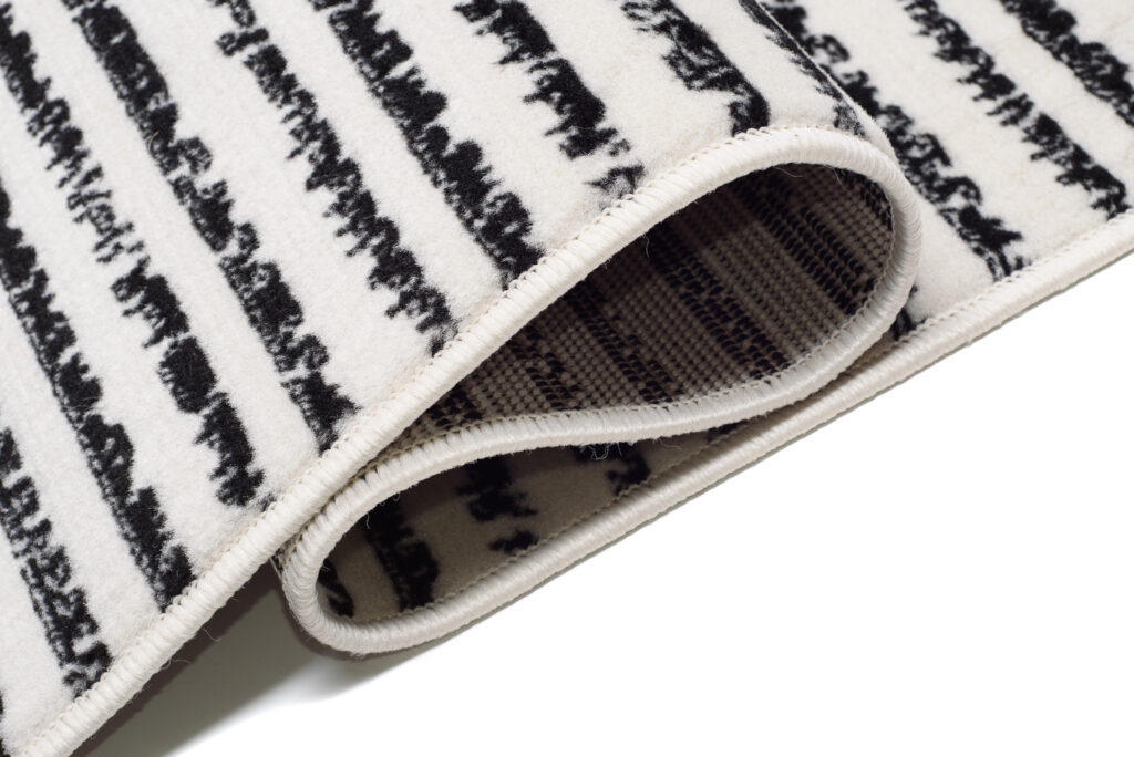 Tapis Juno Moderne Géométrique Rayé Losanges Noir Crème Fin Doux