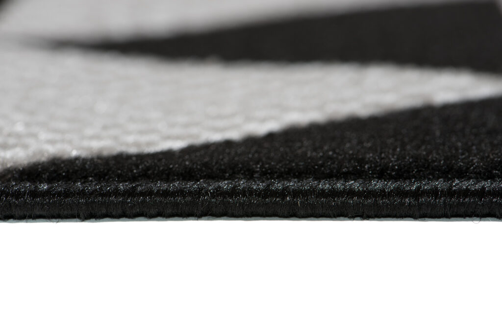 Tapis Maya Gris Jaune Géométrique Triangles