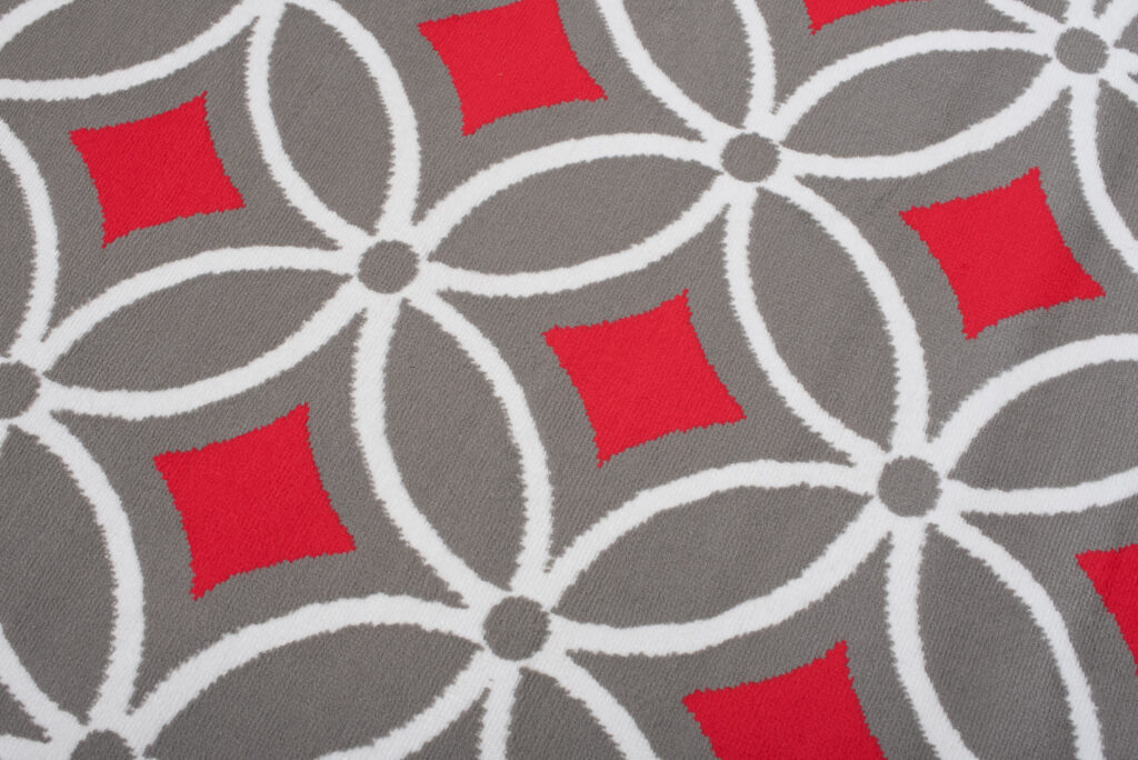 Tapis Maya Gris Rouge Géométrique Mosaïque
