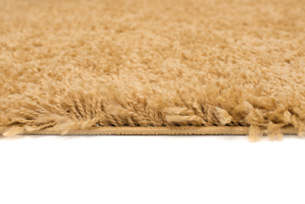 Tapis Essence Carré Shaggy Moutarde