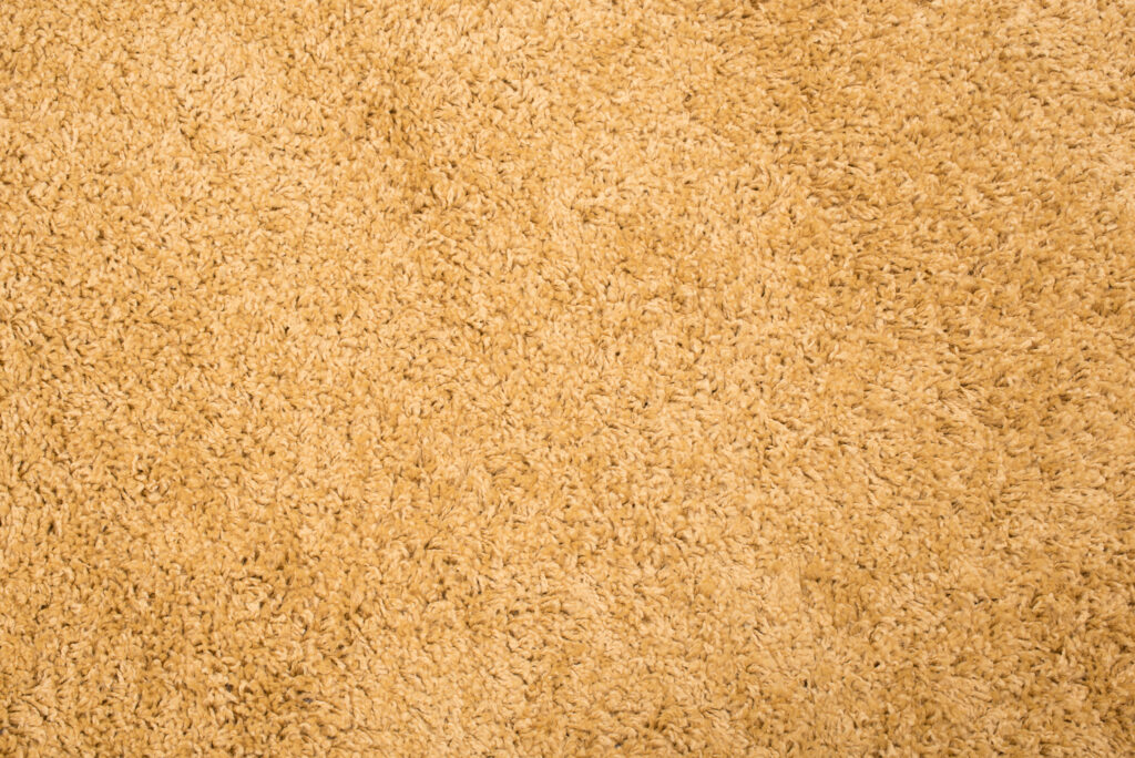 Tapis Essence Carré Shaggy Moutarde