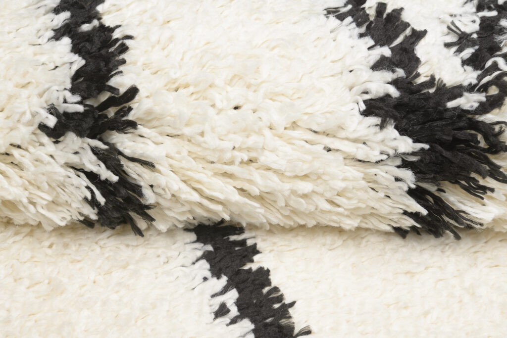 Tapis Evra Shaggy Noir Crème Rayures Moelleux