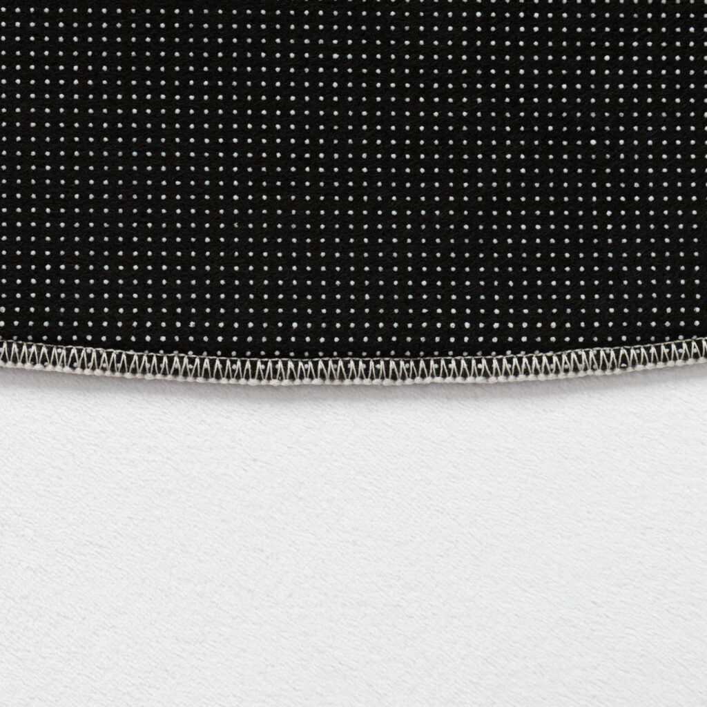 Tapis Wisp À Forme Irrégulière Blanc Lignes