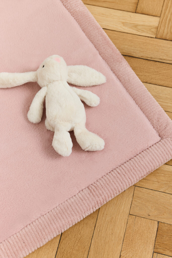 Tapis Enfant Fluffin Carré Rose