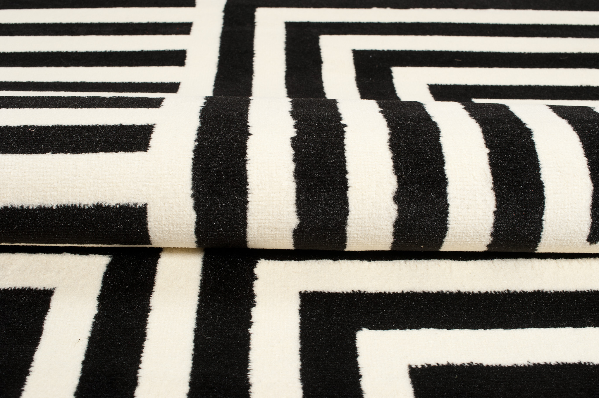 DREAM Tapis Moderne Optique Rayures Géométrique Noir Blanc Fin